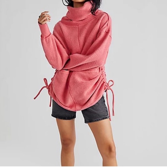 Free People Sherpa sweater - Picture 1 of 3